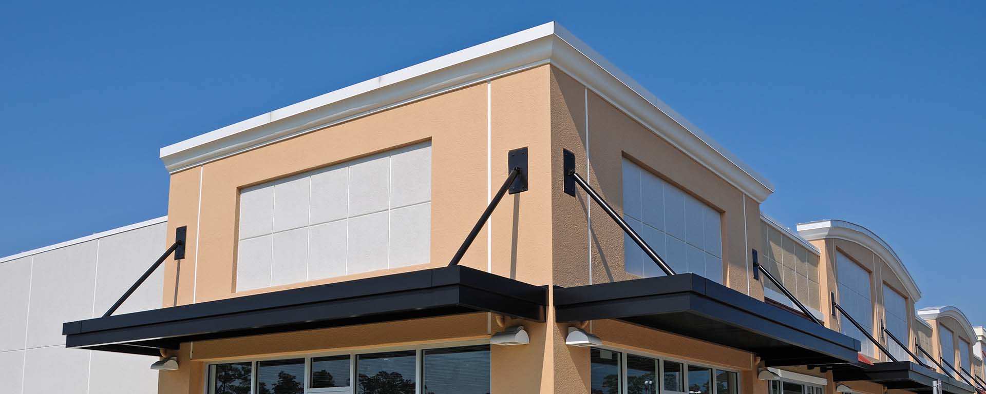 Commercial Roofing Contractor - Advanced Roofing Technologies